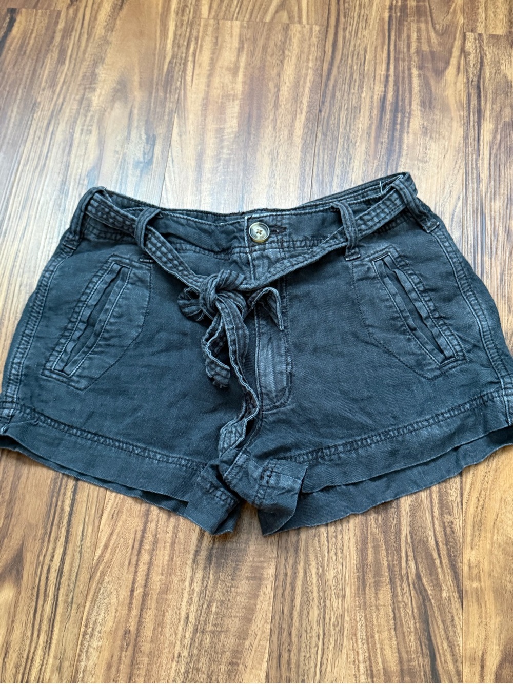 American Eagle Outfitters Black High-Waist Tie-Front Linen-Blend Shorts